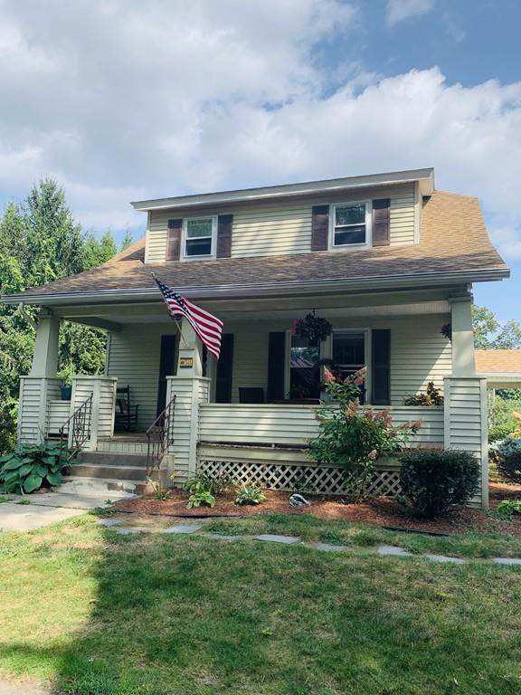 5 Maplewood Ave - Photo 1