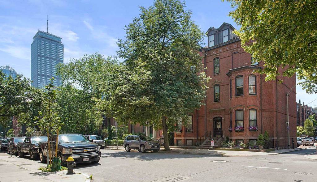 1 Fairfield Street - Photo 1