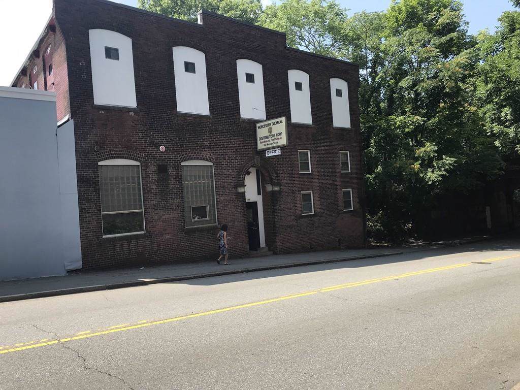110 Webster Street - Photo 1