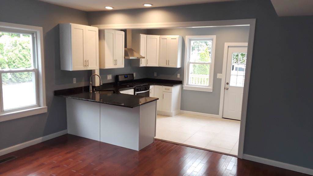 102 Acushnet Ave - Photo 1