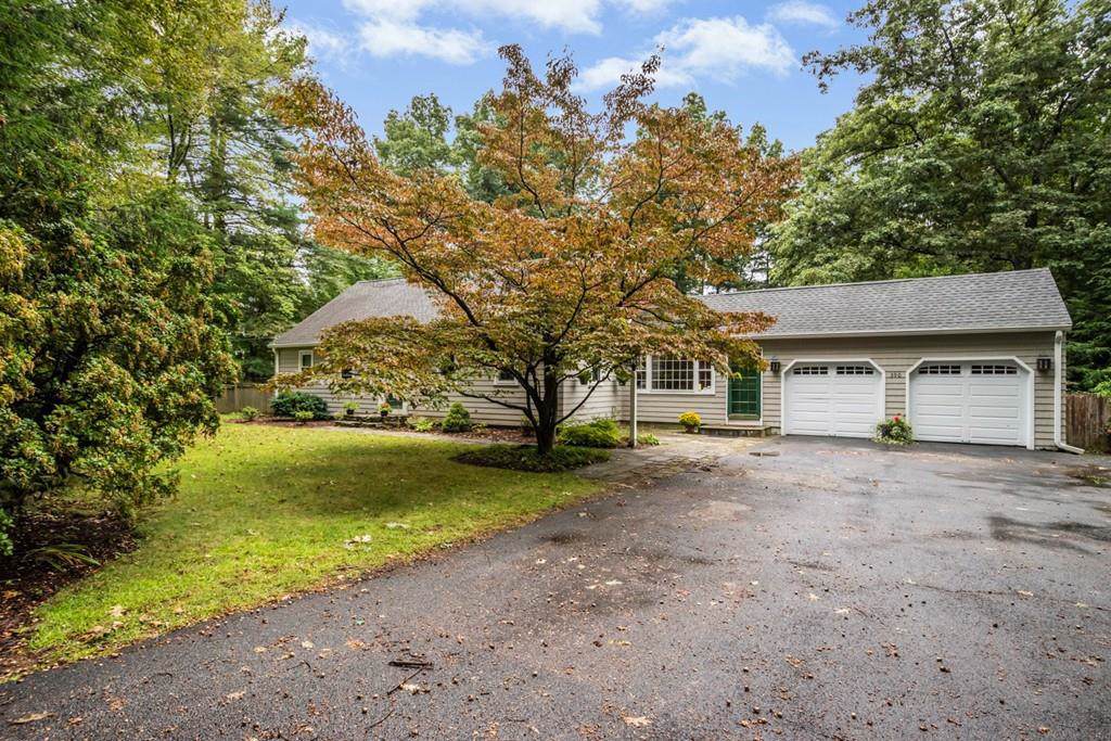 390 Walnut Street - Photo 1