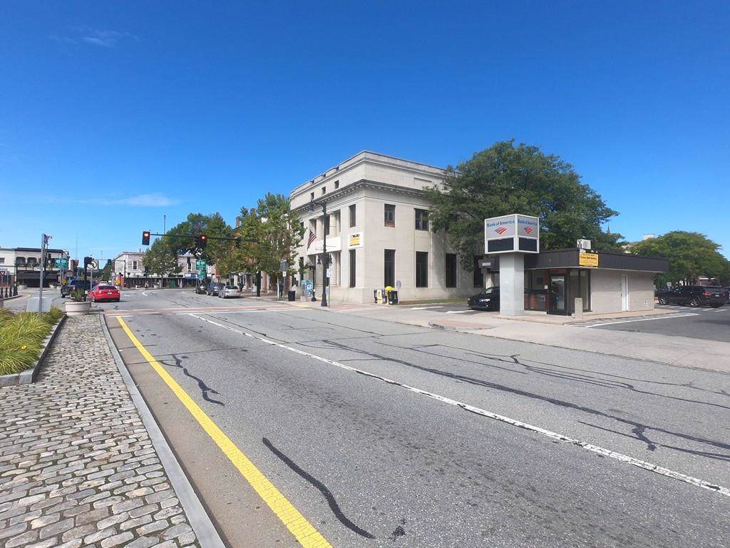 10 Main Street - Photo 1