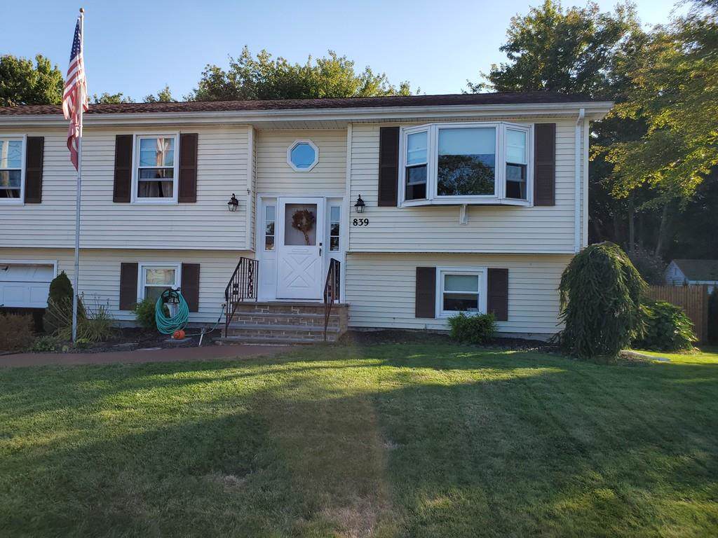 839 Norman St - Photo 1