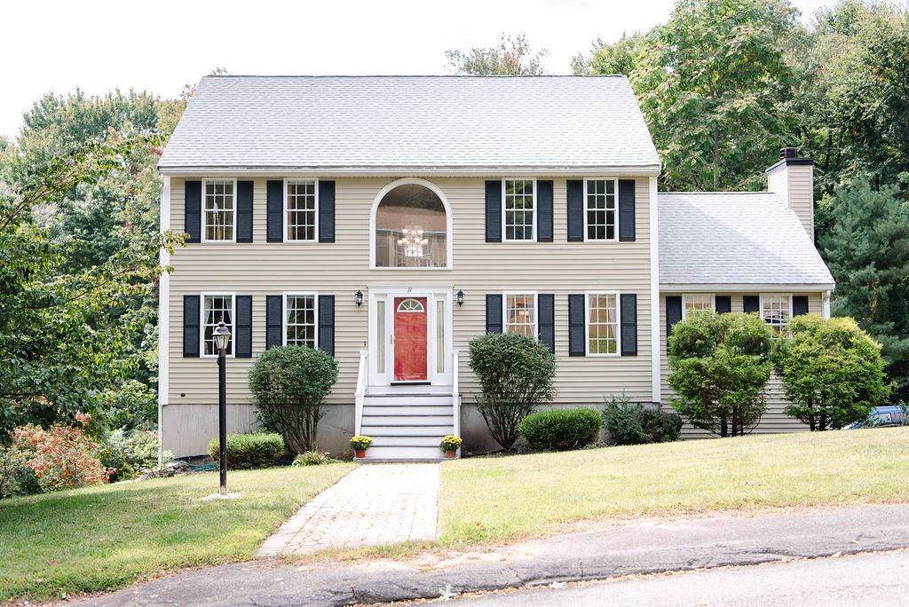 11 Elaine Marie Dr - Photo 1