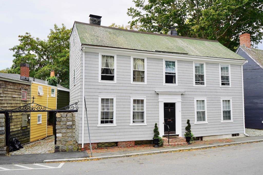19 Franklin St - Photo 1