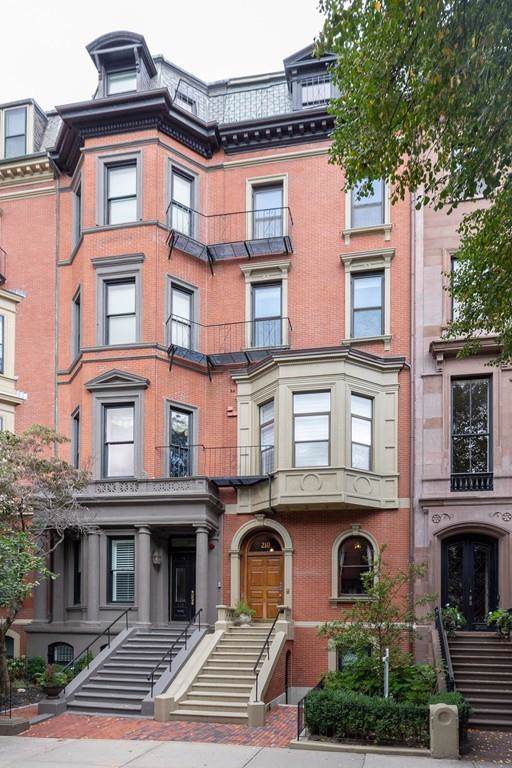 210 Beacon Street - Photo 1