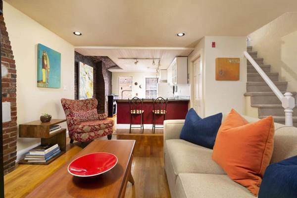 60 Melrose Street - Photo 1