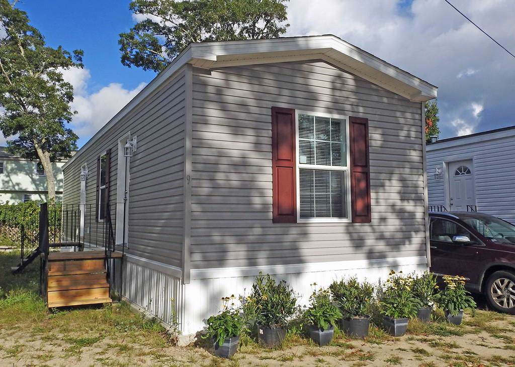 3132 Cranberry Highway - Photo 1 3132 Cranberry Highway - Photo 1