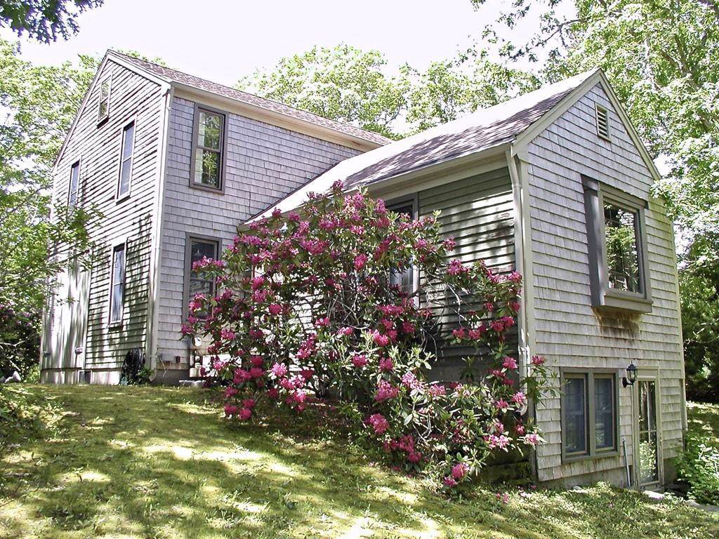 24 Sanderson Dr - Photo 1