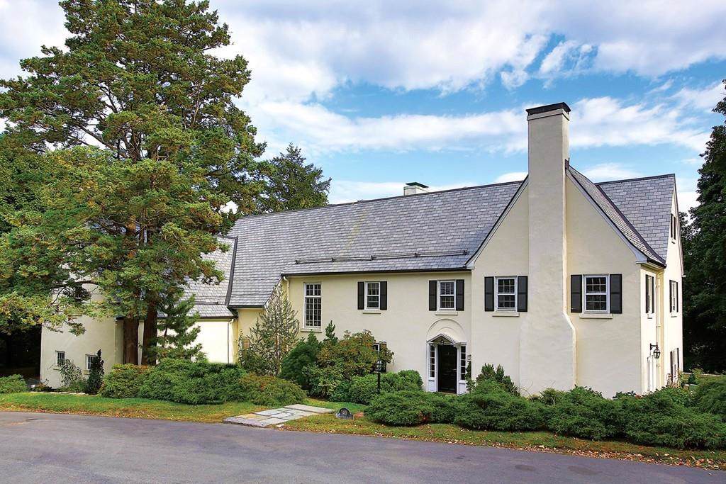 140 Moss Hill Rd - Photo 1