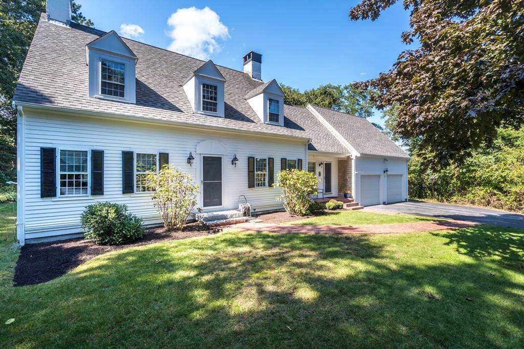 4 Village Drive - Photo 1