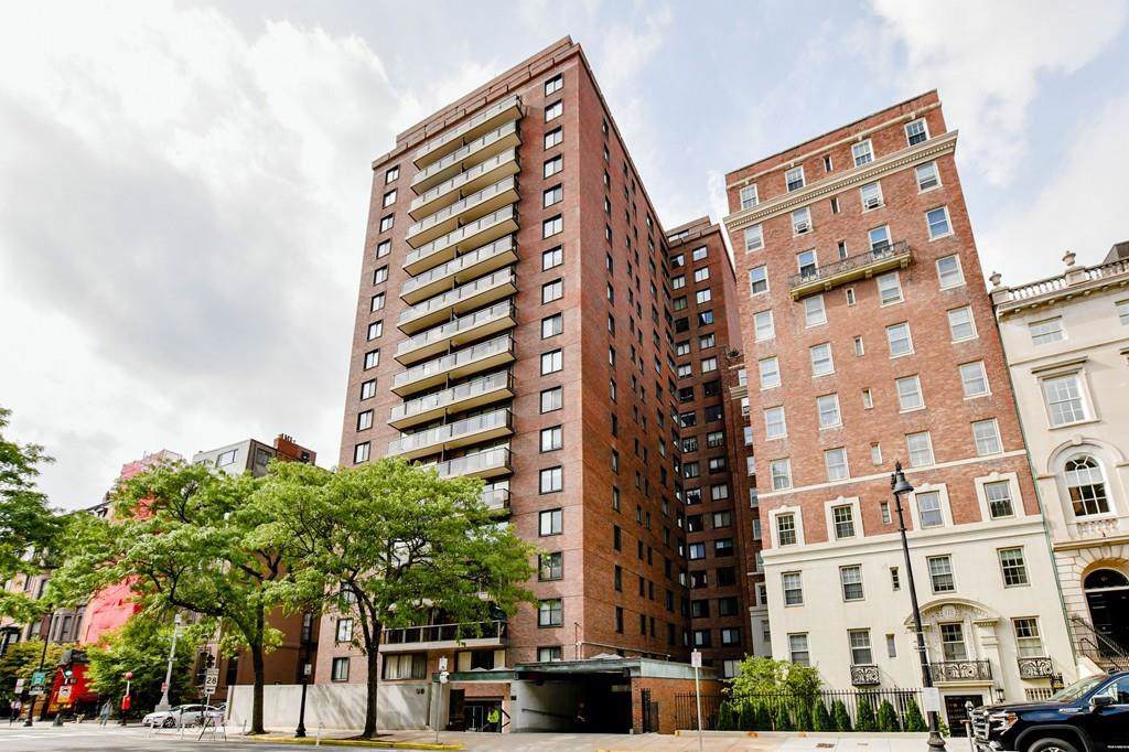 180 Beacon St - Photo 1