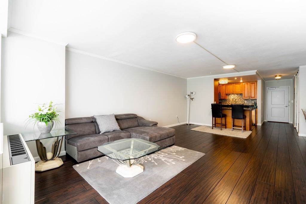 8 Whittier Place - Photo 1 8 Whittier Place - Photo 1