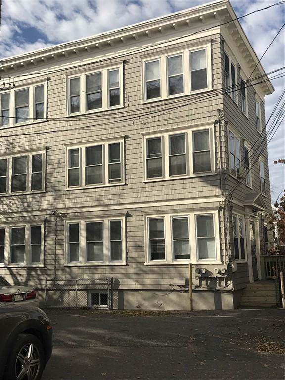 24 Hanover Cir - Photo 1
