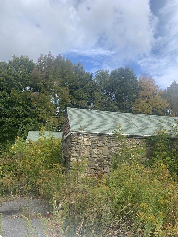 86 Fitzgerald Rd - Photo 1