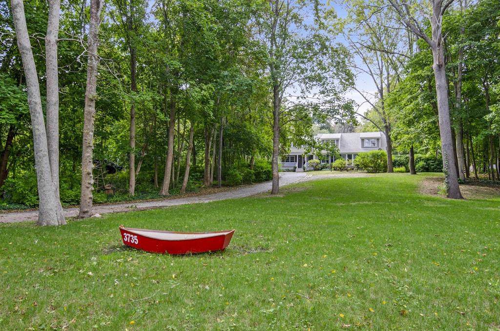 3735 Main Street - Photo 1