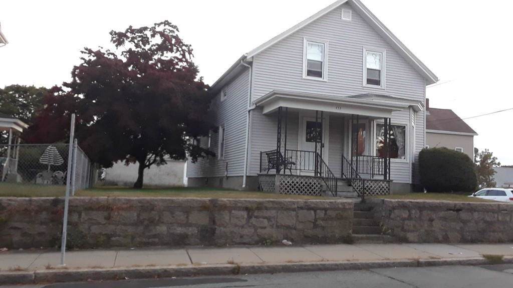 433 Warren St - Photo 1