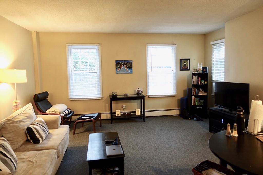 33 Clarendon - Photo 1