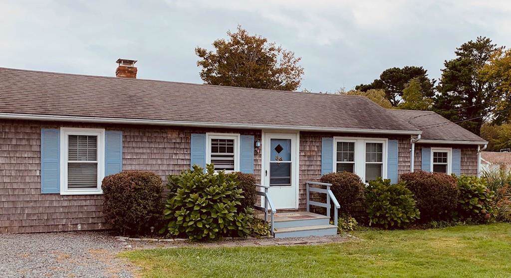 34 Dillingham Ave - Photo 1