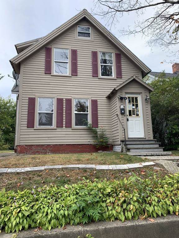 111 Lakewood St - Photo 1