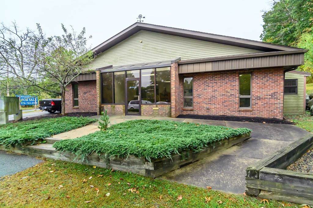 90 Newburyport Tpke - Photo 1