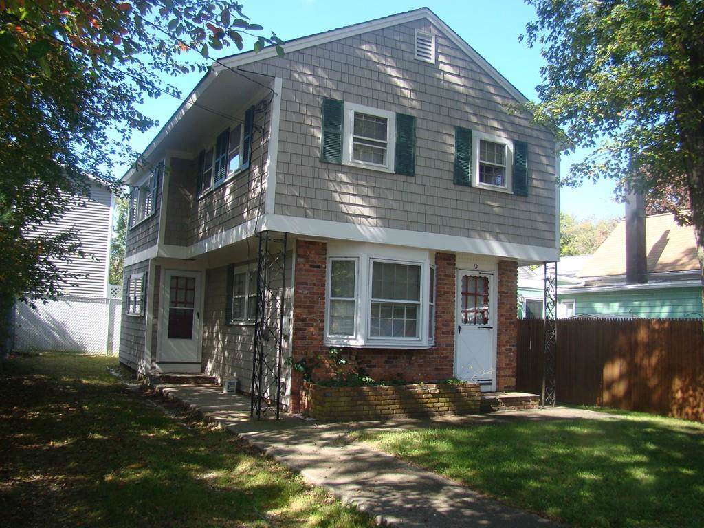 15 Evergreen - Photo 1