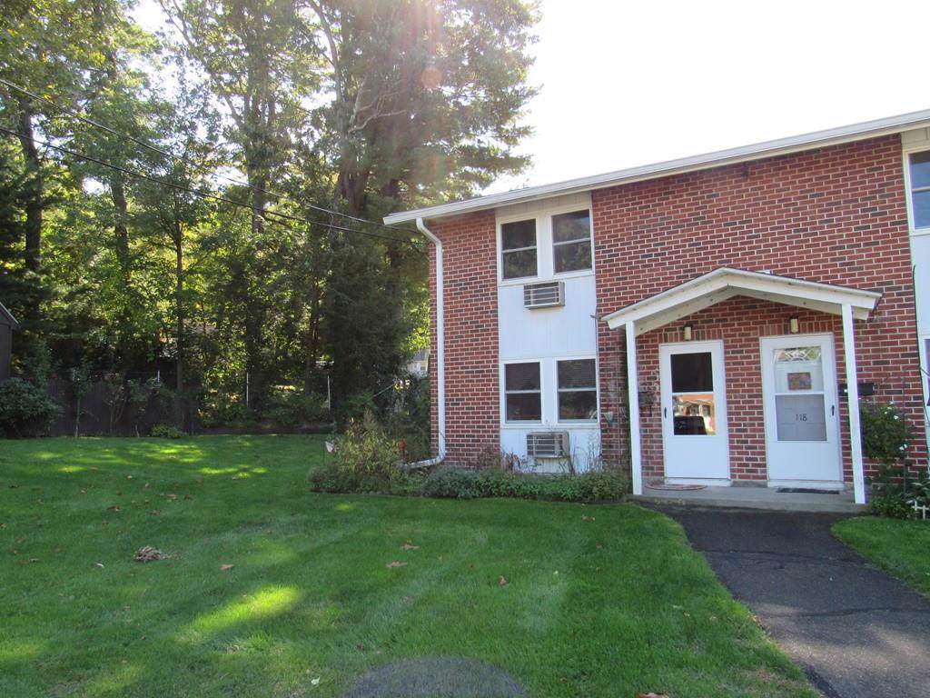 120 Manor Court - Photo 1