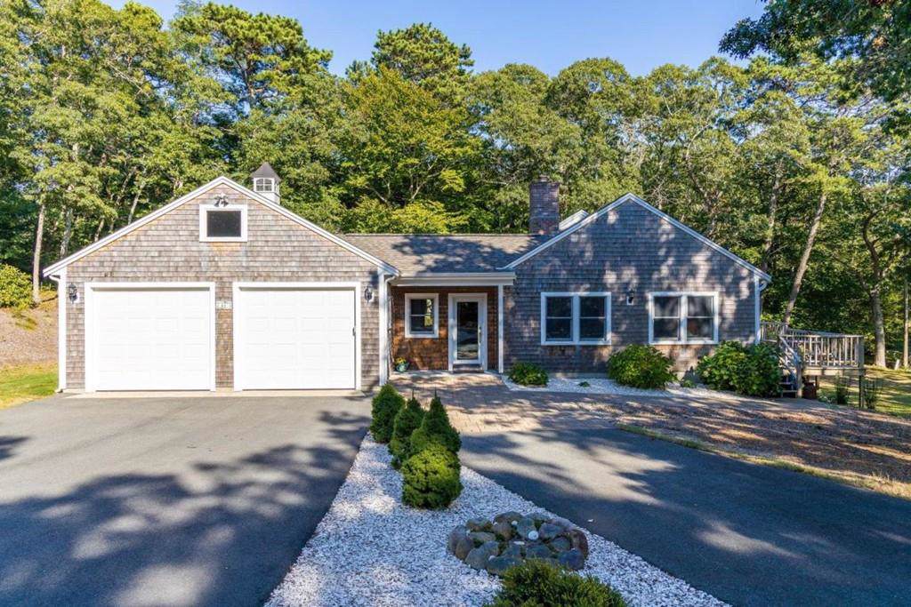 61 Landing Dr - Photo 1