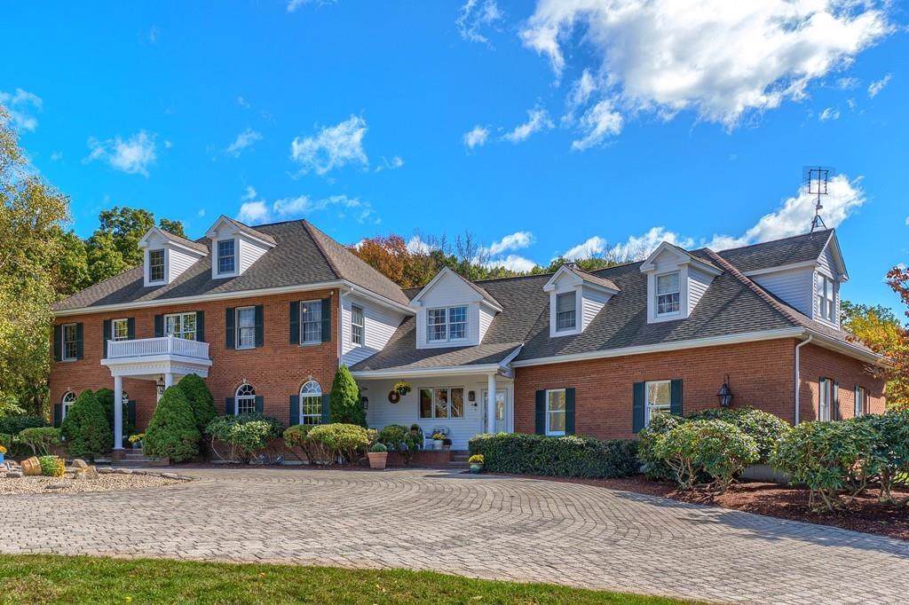123 West Sutton Road - Photo 1