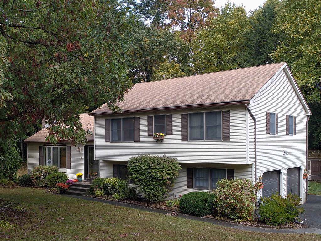 3 Crown Dr - Photo 1