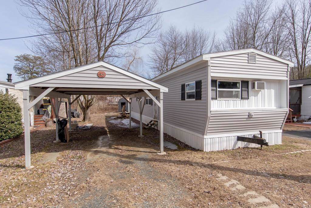 868 Southampton Rd - Photo 1