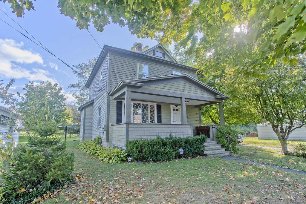 4 W Lake St - Photo 1 4 W Lake St - Photo 1