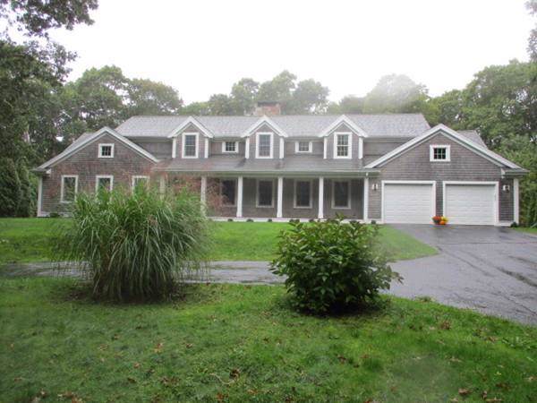 55 Sachem Dr - Photo 1