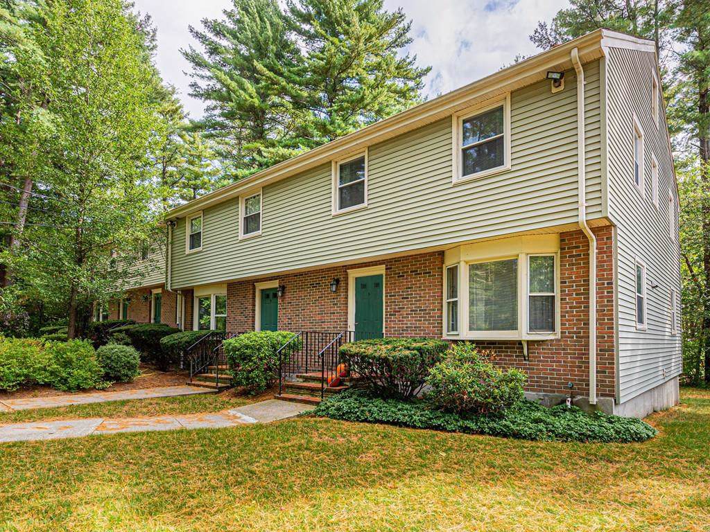 5 Meadowbrook Ln - Photo 1