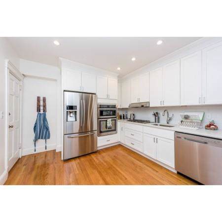10 Bradford Terrace - Photo 1