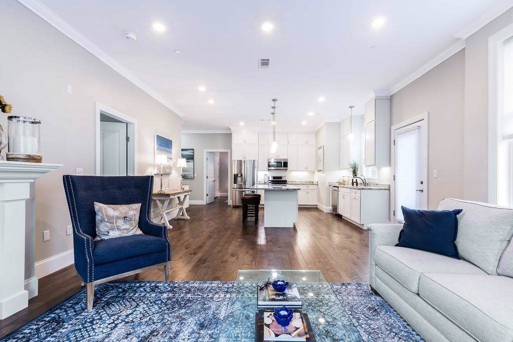 8 Island Court "The Jefferson" - Photo 1
