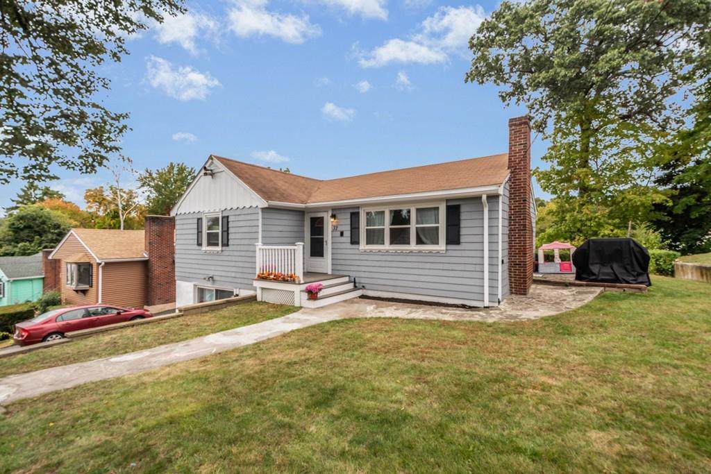 32 Meadow Brook Rd - Photo 1