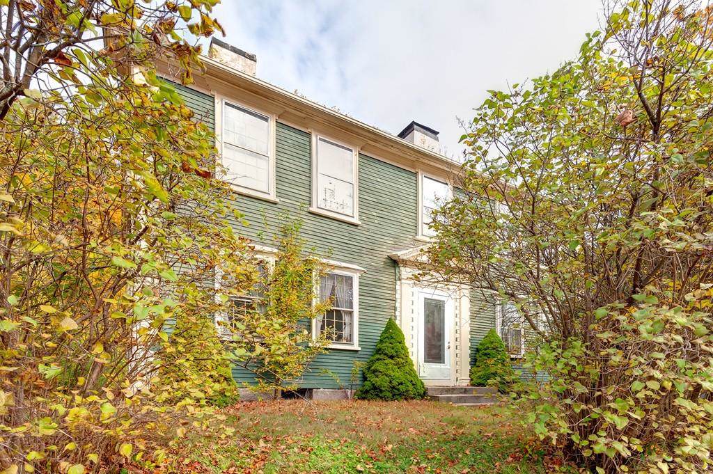 633 Patriots Rd - Photo 1