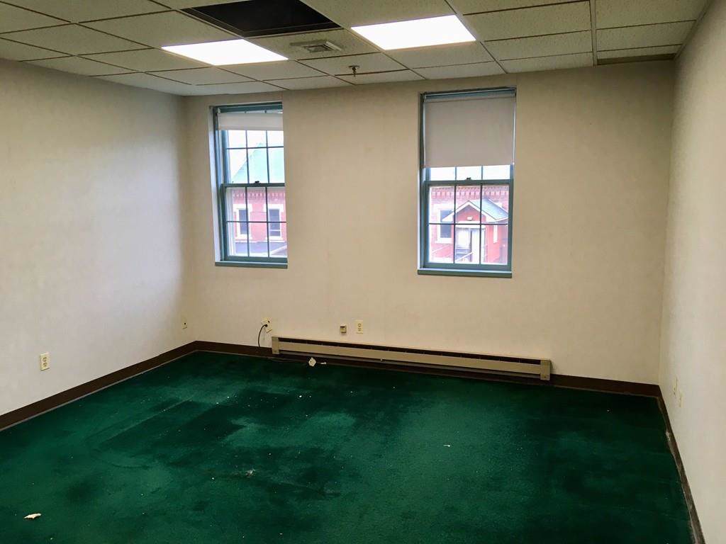 150 Front St - Photo 1