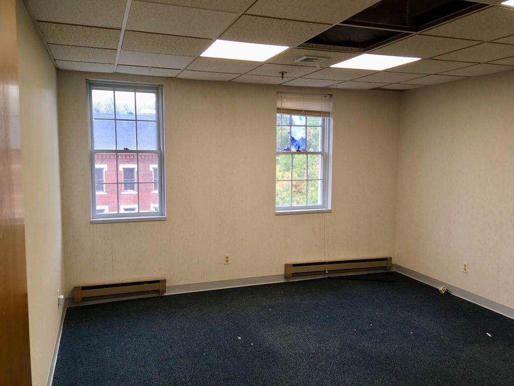 150 Front St - Photo 1