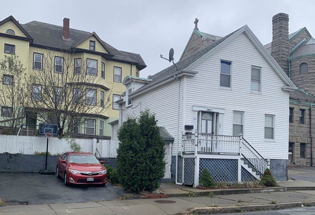 101 S 6Th St - Photo 1