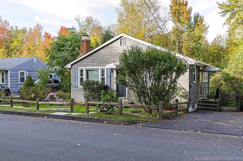 83 Delawanda Dr - Photo 1