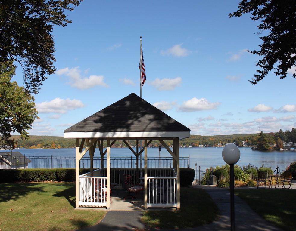704 Beacon Park - Photo 1