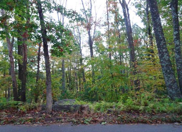 76 Old Common - Photo 1