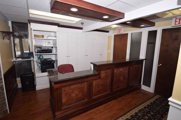 418 Massachusetts - Photo 1