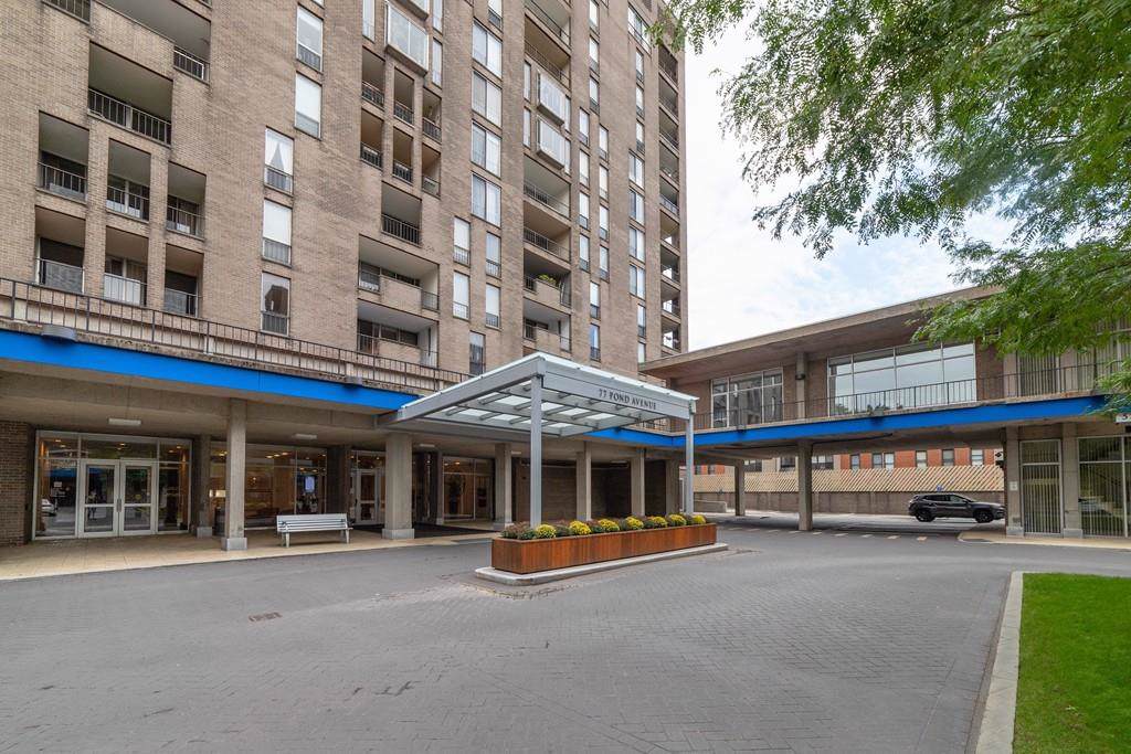 77 Pond Avenue - Photo 1
