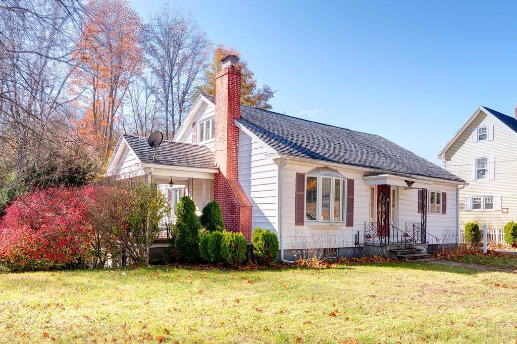 92 Pleasant St - Photo 1