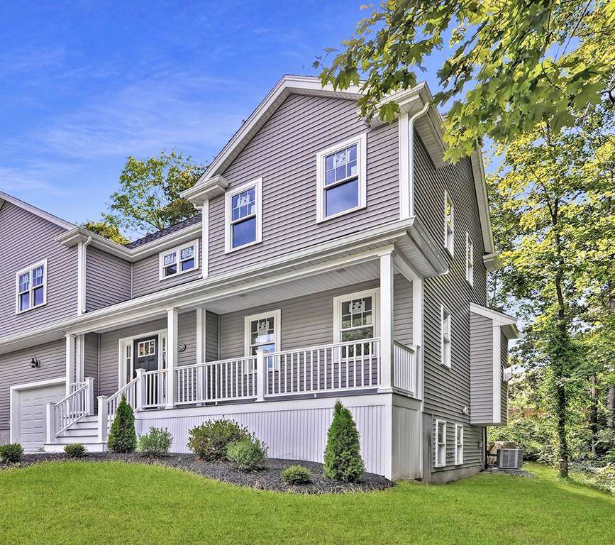 28 Railroad Avenue - Photo 1