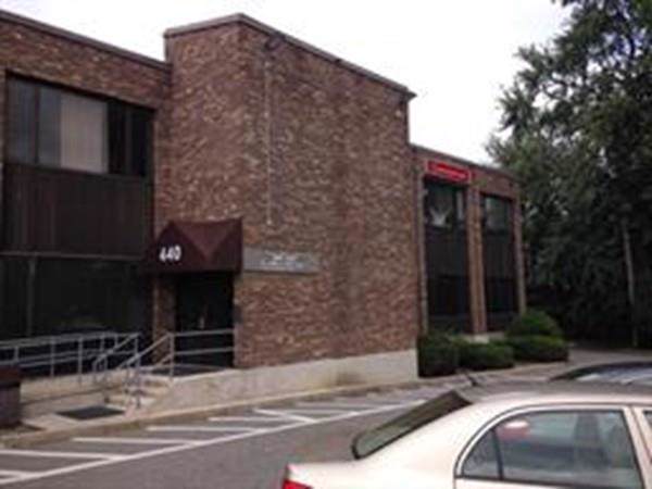 440 Hancock St - Photo 1