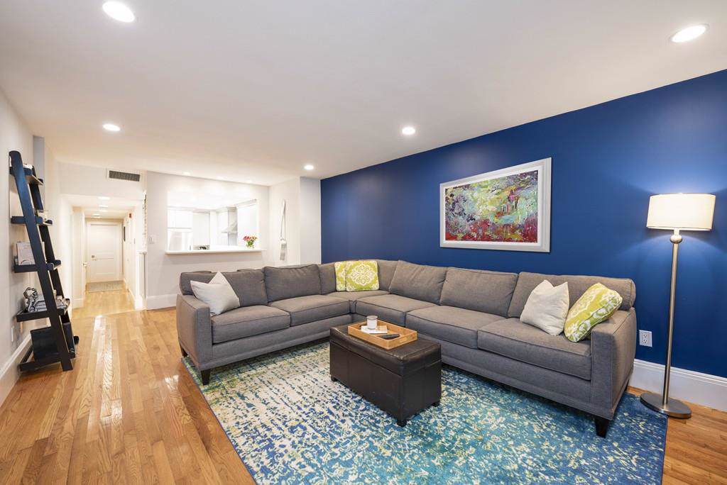 45 Saint Botolph St - Photo 1